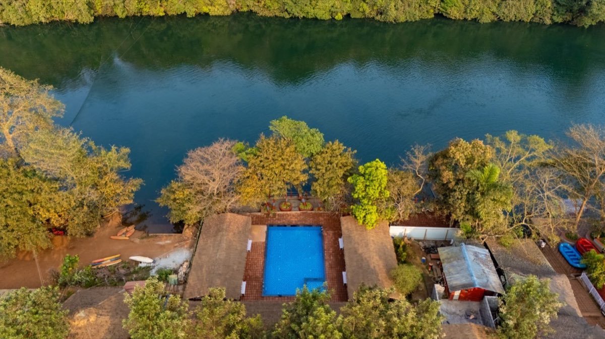 Aerial view of Nadi Teera by the river